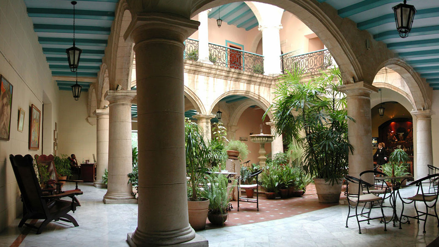 Santa Isabel Hotel